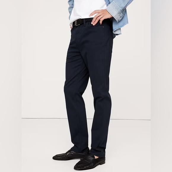 Banana Republic Men's Navy Traveler Pant - Picture 7 of 7